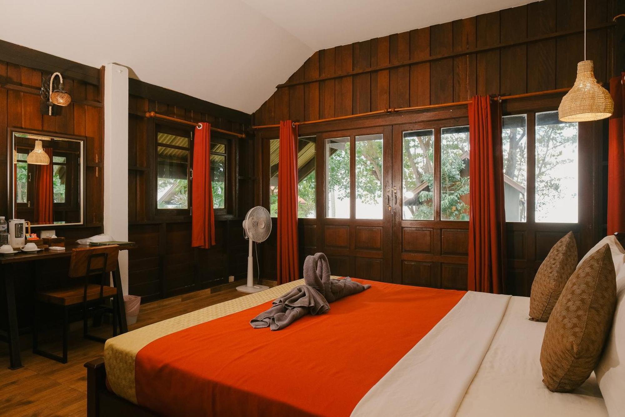 Joy Bungalow Resort And Restaurant Koh Jum Buitenkant foto
