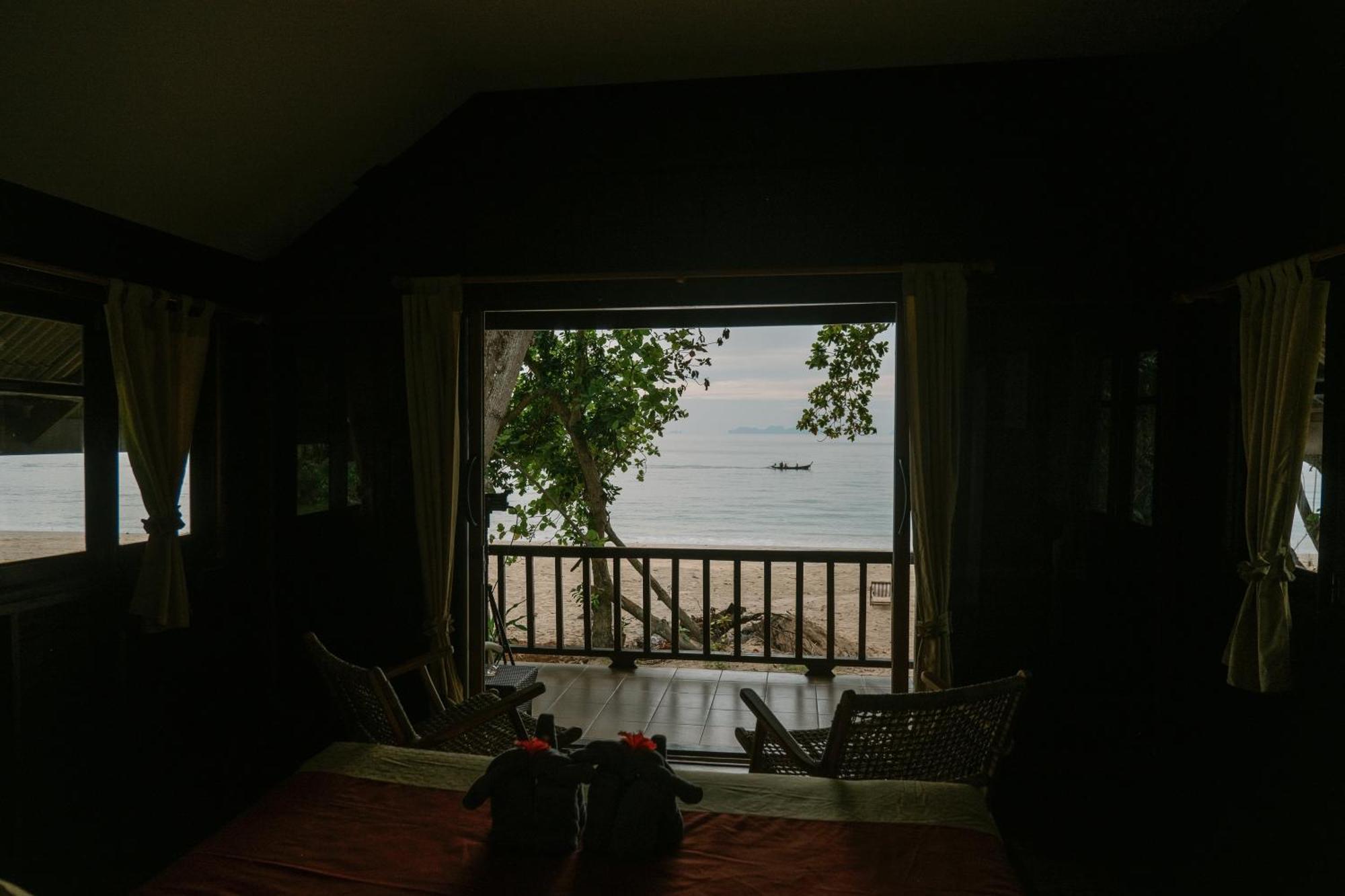 Joy Bungalow Resort And Restaurant Koh Jum Buitenkant foto