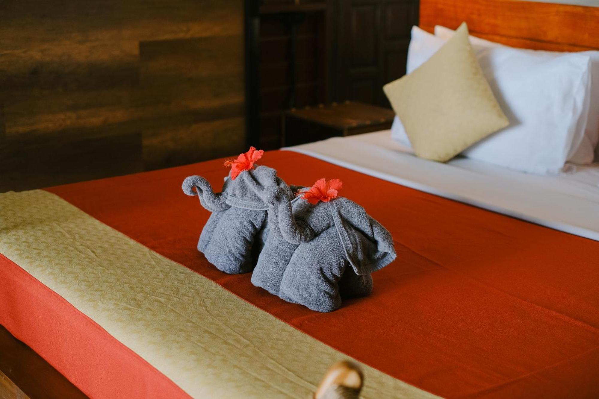 Joy Bungalow Resort And Restaurant Koh Jum Buitenkant foto