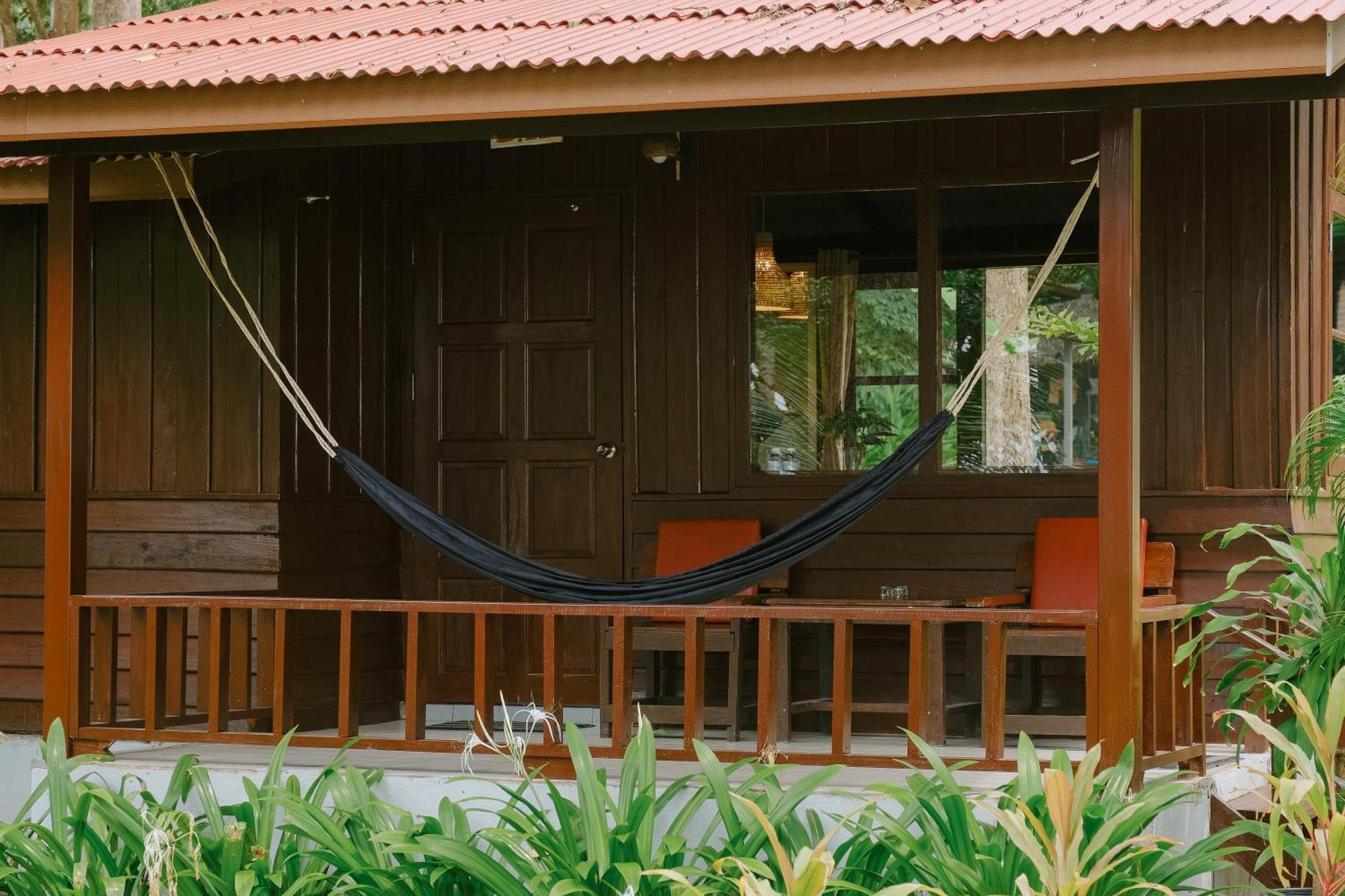 Joy Bungalow Resort And Restaurant Koh Jum Buitenkant foto