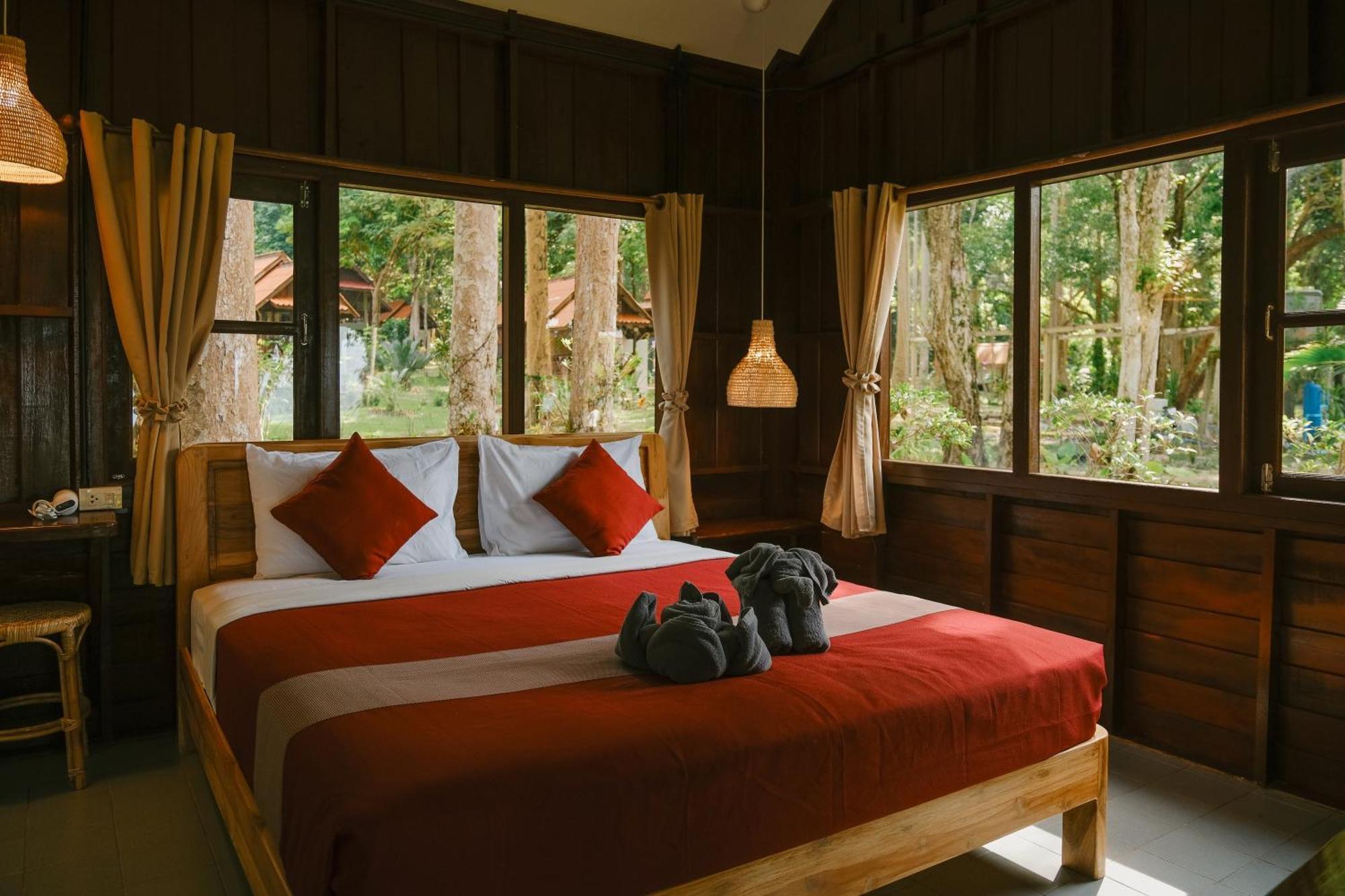 Joy Bungalow Resort And Restaurant Koh Jum Buitenkant foto