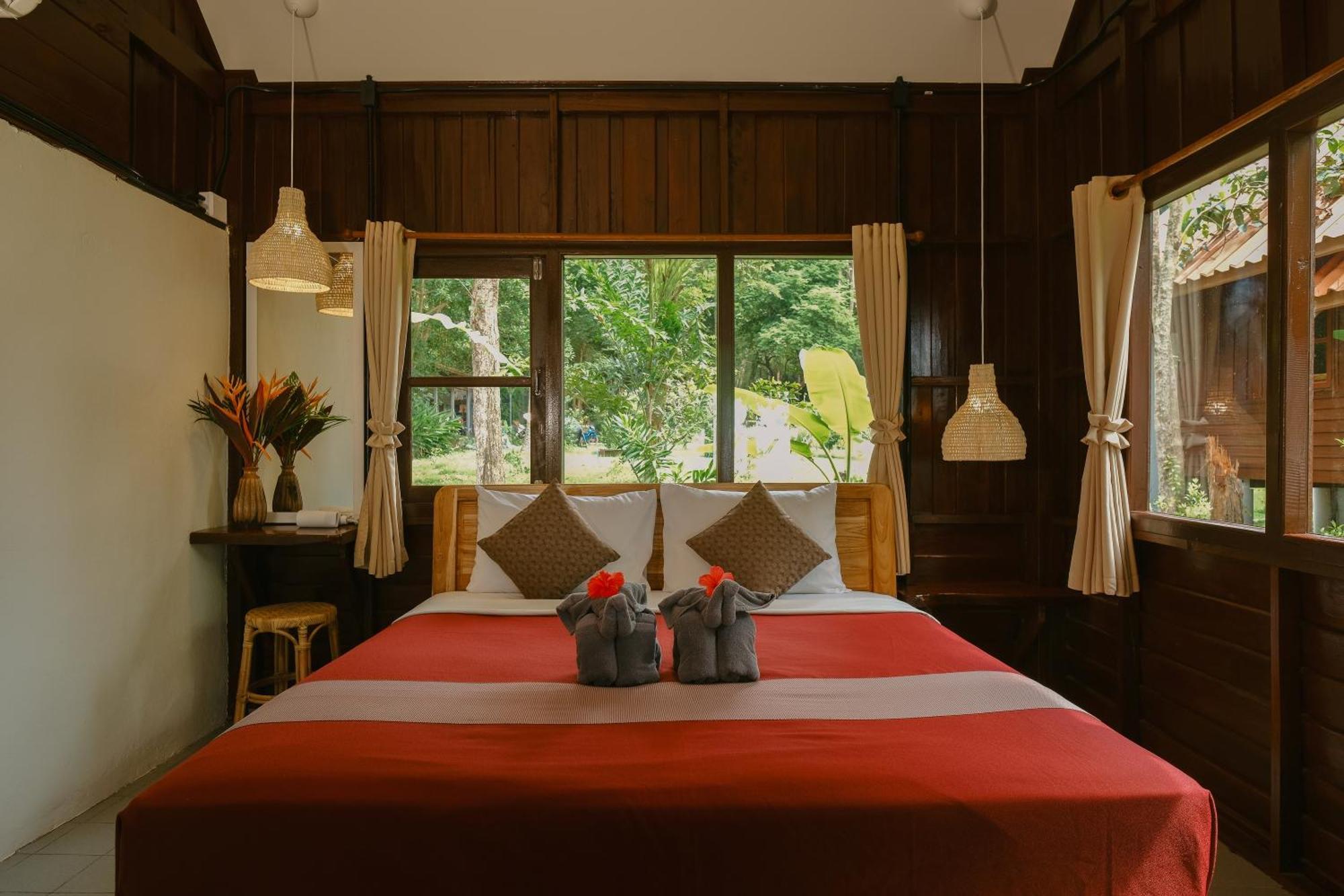 Joy Bungalow Resort And Restaurant Koh Jum Buitenkant foto