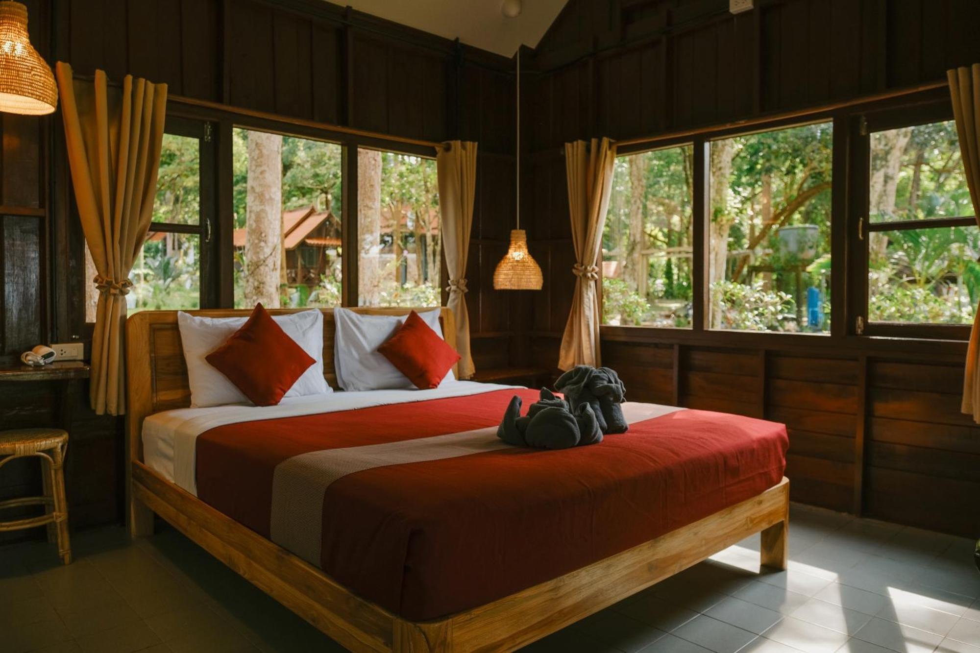 Joy Bungalow Resort And Restaurant Koh Jum Buitenkant foto